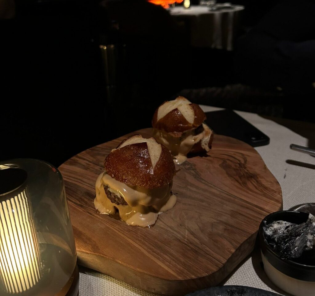 Steak eten bij Alegal in Valencia voor studenten